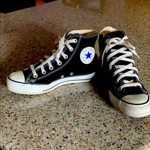 Black converse high tops